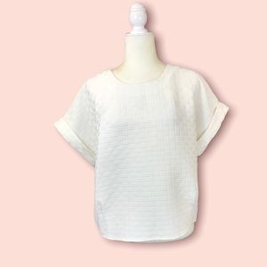 Forever 21 Contemporary Size L Embossed White‎ Short Sleeve Top Textured Blouse